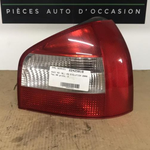 Piece-Feu-arriere-principal-droit-%28feux%29-8L0945096C-AUDI-A3-1-PHASE-2-04c92d3448cb57103aceadf77a94493137f997042d3b7775752f5f2993e1cece_mtn.jpg