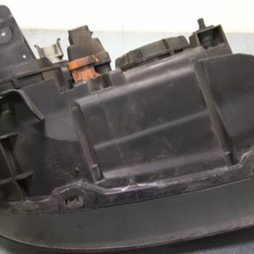 22717292-9ade1cb9-64d5-42a7-a9c5-ff7062385ff2-Piece-22717292-Optique-avant-principal-gauche-RENAULT-SCENIC-1-PHASE-2-19-DCI-8V-TURBO-1c402ec0544f92cdde0914785cc2f5edb2486feda1d0eb9568784c31642b83f1_m.jpg