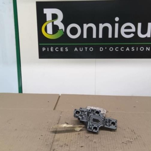 Piece-22717293-Platine-feu-arriere-droit-RENAULT-SCENIC-1-PHASE-2-1.9-DCI--8V-TURBO-615354013690094f6275bead1d16592b711a001361e6e31864a31b8744ac7b8e_mtn.jpg