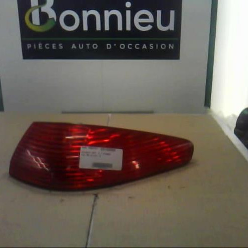 Piece-Feu-arriere-principal-droit-%28feux%29-6351N1-PEUGEOT-607-PHASE-2-2.7-HDI--24V-V6-BI-TURBO-9ec472ced022abbea1b527c7e7d4cfc7959fc8c5384d5b71b28ec6b1de196adc_mtn.jpg