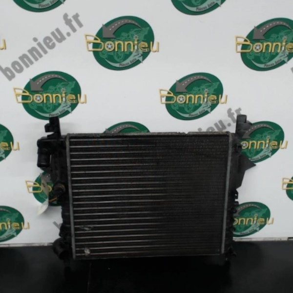 Piece-Radiateur-eau-RENAULT-TWINGO-Essence-527674558af6cd718b3af9cad412a90cec6e980f58862f5736614a51664a810e.jpg