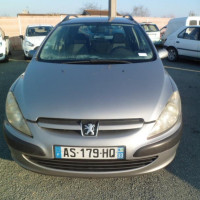 Vehicule-PEUGEOT-307-1-6-2005-16dfbd51fe4b5fca6771e789a93b24d79fd3df2b6d5ecd225cbe9088891e12f6.JPG