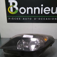 24703421-2e4b85c7-78ae-43a3-9570-ba2d7c56784a-Piece-24703421-Optique-avant-principal-gauche-93190069-OPEL-ASTRA-H-TWINTOP-CABRIOLET-16i-16V-8df354ada37dec1b0526b8f551ef8f04518241f8ffeb899525239d56692b2a82_m.jpg