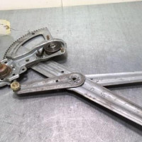 2557349-4db0e743-237c-411c-96f1-df2d13140019-Piece-2557349-Leve-vitre-mecanique-avant-droit-PEUGEOT-205-PHASE-2-Essence-15090a6f8a63368c43dd2cc519210d85696369b5df5d6557e9f471dcce5624f7_m.jpg