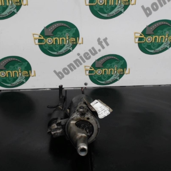 Piece-Demarreur-AUDI-A4-%288E2-8E5-8H%29-A4-CABRIOLET-2003-Diesel-4ec7d694f8c08e7e1f1d6b9c3b165807f1f766d9de6e70b2fca1c1fffb454a61.jpg