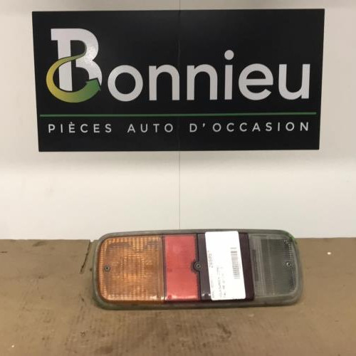 Piece-Feu-arriere-principal-droit-%28feux%29-VOLKSWAGEN--9a6a5e5e3371a7a7eea5ec4a29f7a51908fe73b5180c37c95685dc534ec70301_mtn.jpg