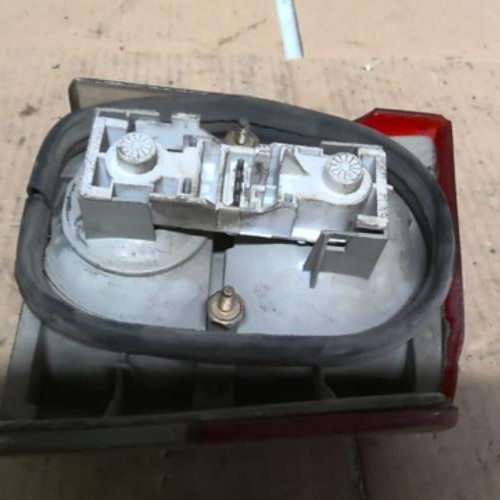 Piece-Feu-arriere-secondaire-gauche-%28feux%29-PEUGEOT-405-5f322709da77101777a6aacc719c7707b8f6624007dffaa4c39b687d9c260eb6_mtn.jpg