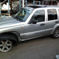 Vehicule-JEEP-CHEROKEE-2001-KJ-PHASE-2-2-8-2005-53aa8ff81fa2e1e314381650a28d014b550451c50067e08353cc2ecb192593fe.JPG