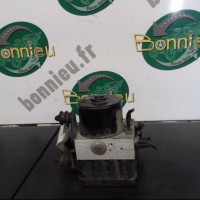 Piece-Bloc-ABS-%28freins-anti-blocage%29-AUDI-A3-%288P%29-A3-SPORTBACK-2004-Diesel-1b97ba7f0c3f3825a6d5c80a58c6e480b9dd1e82ce56f6a5c62086c39d42daa3.jpg