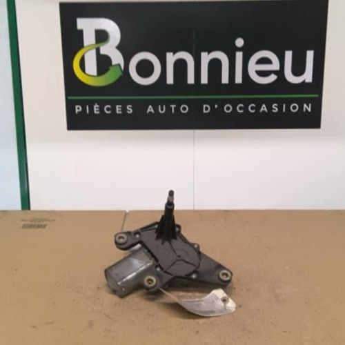 Piece-2900683-Moteur-essuie-glace-arriere-RENAULT-SCENIC-2-PHASE-1-Diesel-b4c2135e24bb6e258ac472a09d9574df1e1357494c00c4dcdd5f3867c04348a1_mtn.jpg