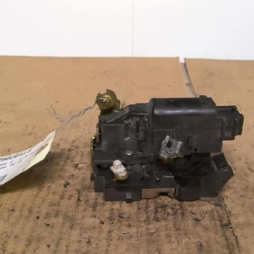 Piece-Fermeture-centralisee-avant-droit-RENAULT-KANGOO-1-PHASE-2-1.5-DCI--8V-TURBO-2621e7faa4704f4958e6bc42ec2a467f3d636124abddd9933b000db485bb69e7_mtn.jpg