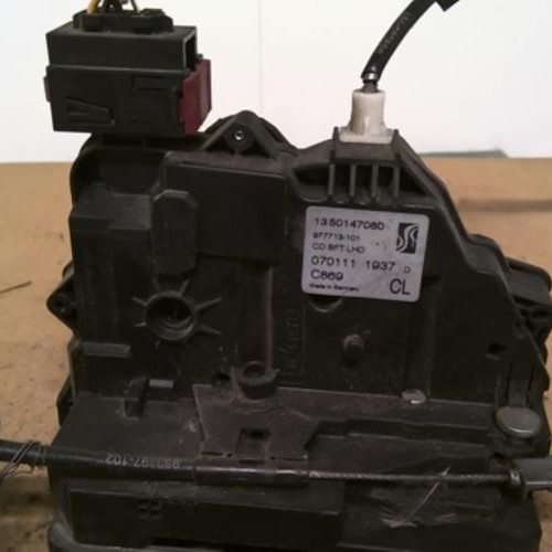 Piece-Fermeture-centralisee-avant-droit-FIAT-DUCATO-3-Diesel-d3e6bcbf3a6eea6ea70f45dacfa6f43a55c437179265fb7b915ffd4657d154f1_mtn.jpg