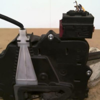 Piece-Fermeture-centralisee-avant-droit-FIAT-DUCATO-3-Diesel-2c811a4094ae92f38453470f5f2d003fc7474fa9336e8efc4191d20f88721eab_mtn.jpg
