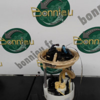 Piece-Pompe-immergee-VOLKSWAGEN-GOLF-VI-Diesel-9723fbbaf2441d152d9818e0746460b170f123a4f9d41f7761ae4bde22526760.jpg