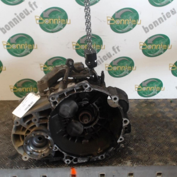 Piece-Boite-de-vitesses-VOLKSWAGEN-TOURAN-PHASE-2-Diesel-9f4d2bca5f553b5822ad5295539cb993eb38e56384761a7af9ca71d9b62ca66d.jpg