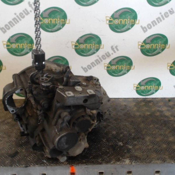 Piece-Boite-de-vitesses-VOLKSWAGEN-TOURAN-PHASE-2-Diesel-0aa5065756036c24562bc205f0ac18c4154c605bb64b9562d15c327333c64d6b.jpg