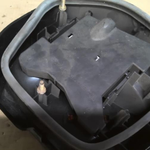 Piece-Feu-arriere-principal-droit-%28feux%29-RENAULT-R19-5284c207a464e2f140d779e528c0faa7303e6e058833ec161a247088f97720f8_mtn.jpg