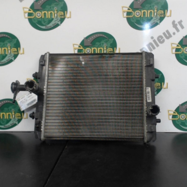 Piece-Radiateur-eau-PEUGEOT-107-Essence-99cb54f8fa7626a4a50d7aaabc39ded81abfbd02014e4f1326bdc817b6164f81.jpg