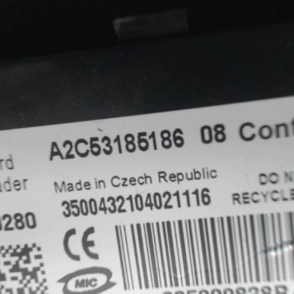 Piece-Lecteur-de-carte-%28neiman%29-RENAULT-MEGANE-III-PHASE-1-Diesel-fa426dc225d8781877319d3a7958e6a0119809923ac6b7b0d7622bffed3c4bd2.jpg