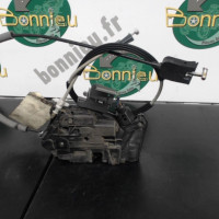 Piece-Fermeture-centralisee-avant-droit-SEAT-IBIZA-2008-IBIZA-SC-2008-Diesel-268164e6fd7e6164fad1a674baddd94c66619453728c3158c01178d2e0f0c88e.jpg