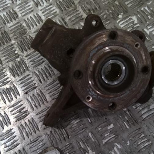 36391179-e1f60083-db52-4ff3-b56c-f636d34e93bc-Piece-36391179-Moyeu-avant-droit-330785-PEUGEOT-PARTNER-1-PHASE-2-19D-8V-4acd5cc7cbe8a39afd22ad55967cd05d565ab7c188885478edcb897cb60a3b54_m.jpg