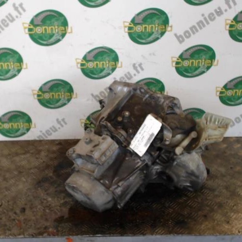 Piece-Boite-de-vitesses-PEUGEOT-207-CC-Feline-da4a764f9402750e90735c7a6784778dd704a43b08c1e7b1a8c031c731f812fb_mtn.jpg