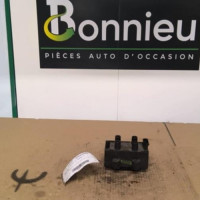 Piece-37693093-Bobine-RENAULT-CLIO-2-PHASE-2-1.2i--8V-7452005662b7cfa8a20a27b1cdfd85d7d4ed268123c635eac3248c292f51c133_mtn.jpg
