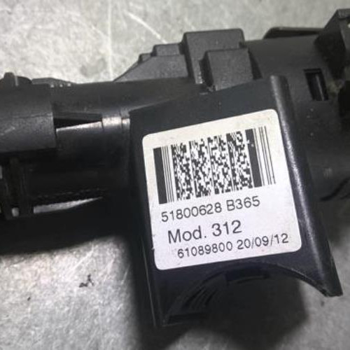 37928088-2d8c6dc3-ae98-4e57-91c1-f6ffaa1ca131-Piece-37928088-Neiman-52180852-FIAT-500-2-CABRIO-PHASE-1-12i-8V-d05c4e0e98a86dde1d17ce79f891fc92480c6121c029100d6e92bcd28e865071_m.jpg