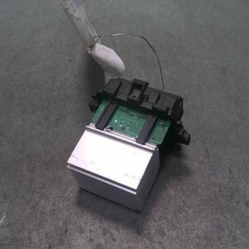 38549968-fcabd20c143b6a36fb33c00cee819aa256c7b92d41fd7d4d1d426dd7eb270a54_mtn.jpg