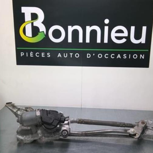 Moteur essuie glace avant