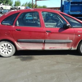 Vehicule-CITROEN-XSARA-PICASSO-PHASE-2-2-2004-67c4faf6d8d458582fd6d4dc81797d1154bb25964199cc2bb3e3272332478372_mtn.jpg