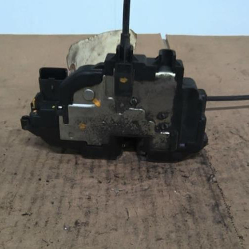 Piece-Fermeture-centralisee-avant-droit-RENAULT-SCENIC-3-PHASE-1-1.9-DCI--8V-TURBO-7fd154055e31fce5ee59a02021bbb97c8e2d1e1991ee97451906168c9594ecd2_mtn.jpg