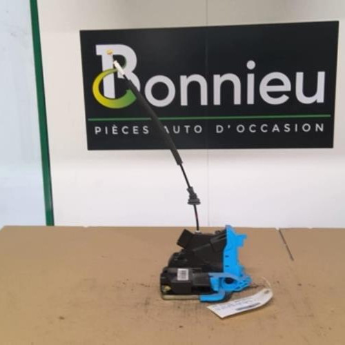 Piece-Fermeture-centralisee-arriere-gauche-KIA-CEE-D-2-PHASE-1-1.6-CRDI--16V-TURBO-3ccfc695fc22519887aa086995304573a8058a6c03d57fa855eb047079f4408d_mtn.jpg