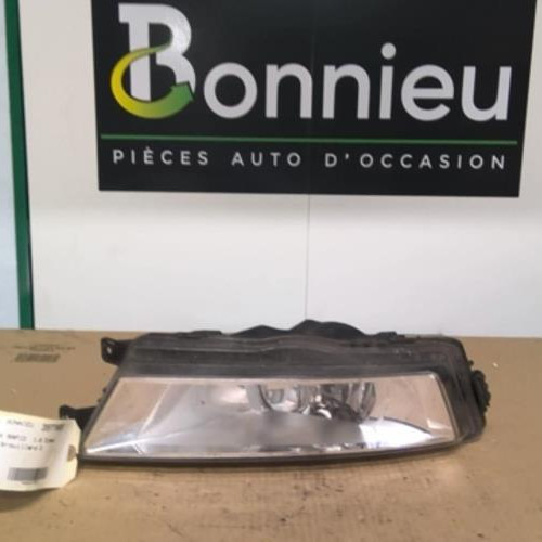Piece-39770885-Anti-brouillard-droit-5JA941702-SKODA-RAPID-SPACEBACK-PHASE-1-1.6-TDI--16V-TURBO-0887e1e2cbca57e8c647df617bd32924dcfb40198f8398d36072283bee0a5093_mtn.jpg