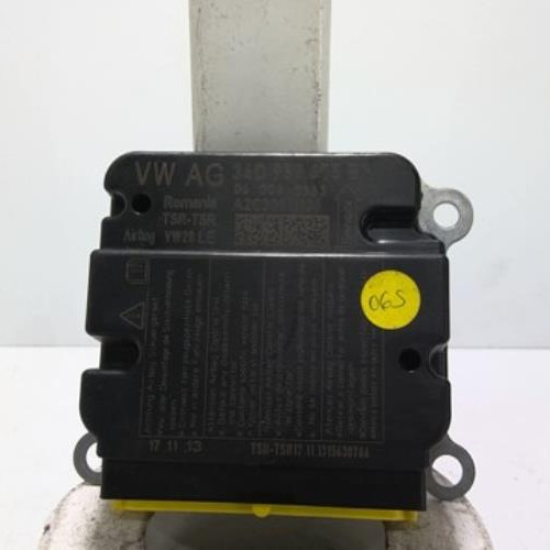 39771013-c596555d-0bbc-481d-b2b3-fa92187b3da4-Piece-39771013-Airbag-6V0880201ABIZY-SKODA-RAPID-SPACEBACK-PHASE-1-16-TDI-16V-TURBO-50fe650c3f46b85e828b0a79841d33cb1f1ea4562acbbf5042bec2888848a336_m.jpg