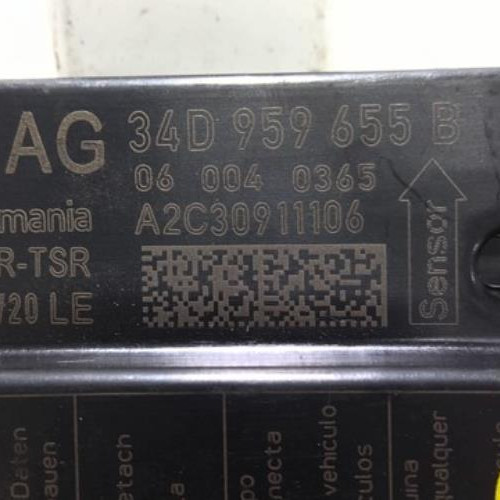 39771013-510446b8-52d7-4e8b-ad56-9141adffee81-Piece-39771013-Airbag-6V0880201ABIZY-SKODA-RAPID-SPACEBACK-PHASE-1-16-TDI-16V-TURBO-6e9a662545d53c8801b49446d12a3f58dc41a422641f2d5d6b9292980911db50_m.jpg