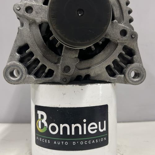40009062-062ac370-7944-4836-937f-e99d2a4a0c92-Piece-Alternateur-9820893880-PEUGEOT-308-2-PHASE-2-5200ffec2c6d48c8c8efd938c4fd306735bdce483a022ea902253984d881c1e1_m.jpg
