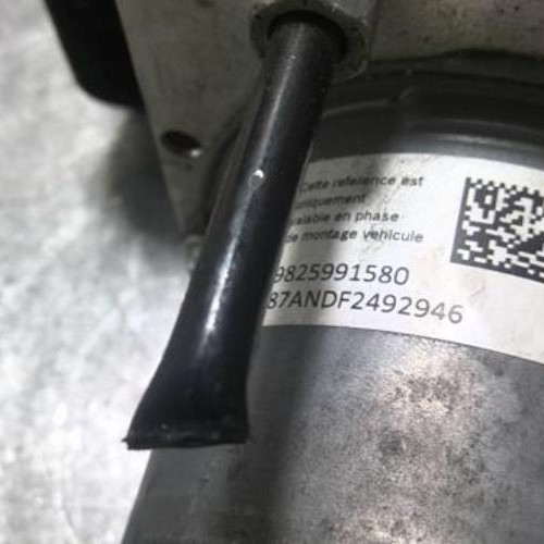 40009064-fffedd94-99e2-44fa-991b-3041aedfd2ae-Piece-40009064-Bloc-ABS-1637317880-PEUGEOT-308-2-PHASE-2-15-BLUE-HDI-16V-TURBO-e91a9d179bb221c29a4c980aeee05eb61fd9cb87a4117fb2beafddf6319e386d_m.jpg