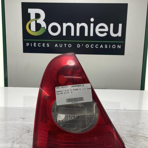 Feu arriere principal gauche (feux)