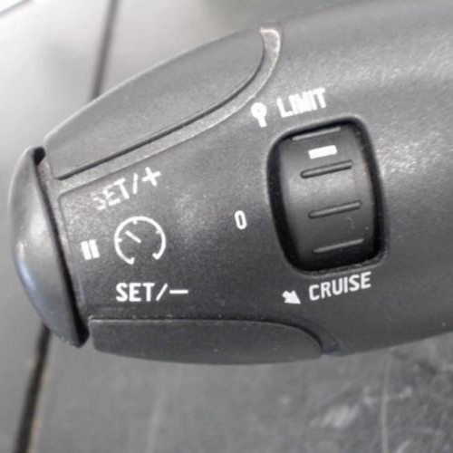 Piece-Commodo-PEUGEOT-307-BREAK-PHASE-1-4dddb57150c98646974ee7542e8173e2cb53583b621a92e77a04081d897c3f3d_mtn.jpg