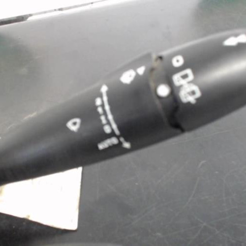 Piece-Commodo-PEUGEOT-307-BREAK-PHASE-1-034be403a74d0226df74b41e158d27ce80218dc88af1d5f2b35717e67e7fede2_mtn.jpg