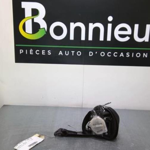 Ceinture arriere droit