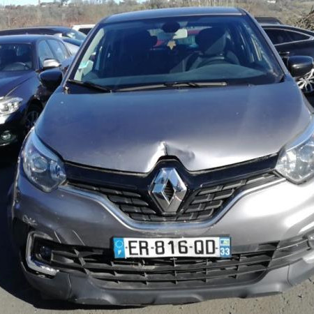 Vehicule-RENAULT-CAPTUR-1-5-2017-e7b4c5c32f837f0eae843af47f3b6882e2d586b2bcae872dd397616deb585491.jpg