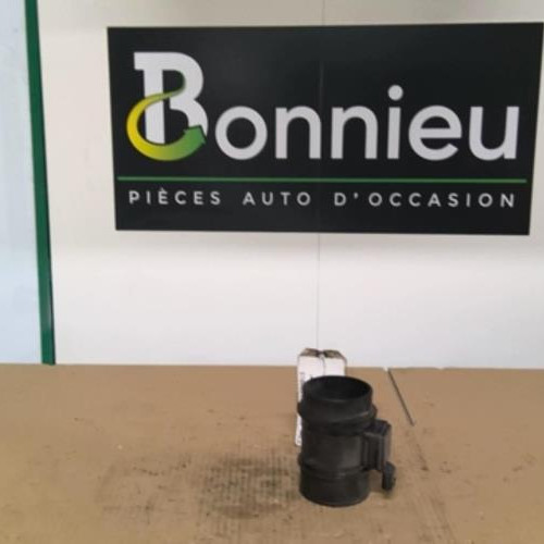 Piece-Debitmetre-RENAULT-CAPTUR-1-PHASE-2-1.5-BLUE-DCI--8V-TURBO-d25483d42ca7684951009f43b2a45d348c621bb3c5d5dff18366c0f559c7e630_mtn.jpg