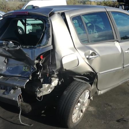 Vehicule-RENAULT-CLIO-III-PHASE-2-1-6-2011-1eabfacdd33f8faa6d7d9166ecfa81eb06bab442fb4177ca697fdc3bde87e10b.jpg
