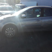 Vehicule-RENAULT-CLIO-III-PHASE-2-1-6-2011-4c6b5c5ac7b964814b750c9cc359f09c79f8d711ae7b94b12934d1363481df53.jpg
