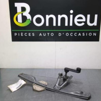 41463765-48f01fd3-a149-48a4-bab4-fae644f91542-Piece-41463765-Moteur-leve-vitre-avant-droit-7701207254-RENAULT-CLIO-2-PHASE-2-12i-16V-cc93a28cb9765f6b66c621288522b0a212527d5c2efa2e43d9a4f2185683686f_m.jpg