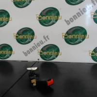 Piece-Attache-ceinture-arriere-droit-AUDI-Q3-%288U%29-Q3-Ambiente-Diesel-a75d659841bd9733a7657be0502c23d40022876650483b2e273f7a356a0d4c44_mtn.jpg