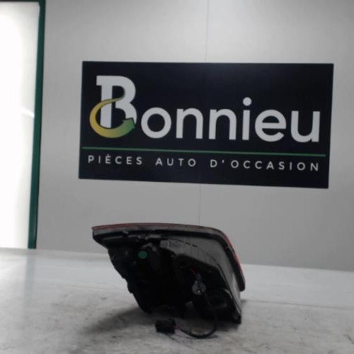 Piece-Feu-arriere-secondaire-droit-%28feux%29-9677818280-PEUGEOT-308-2-PHASE-1-1.6-HDI--8V-TURBO-e5e9491371dc15e3ab644884eb2619cbab930cd5d89bba5a3c33bfb718b6c1e5_mtn.jpg