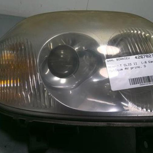 42678219-11f47064-8d0c-4e8d-94e3-ea7fa5afe075-Piece-42678219-Optique-avant-principal-droit-7701045175-RENAULT-CLIO-2-PHASE-1-16i-16V-36128ca3ec1bca2391b57f1b898825da86eae041e94c27a3ef1fcd901667be86_m.jpg